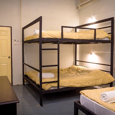 Gotum Hostel 1 Phuket المظهر الخارجي الصورة